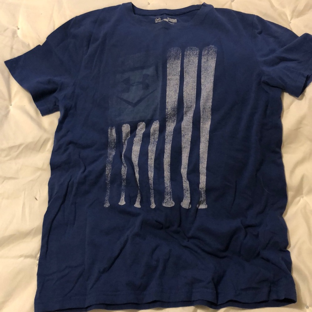 Boys under amour t-shirt